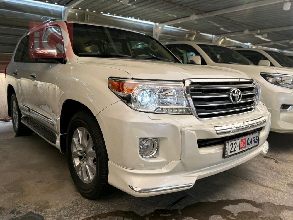 تويوتا لاندكروزر